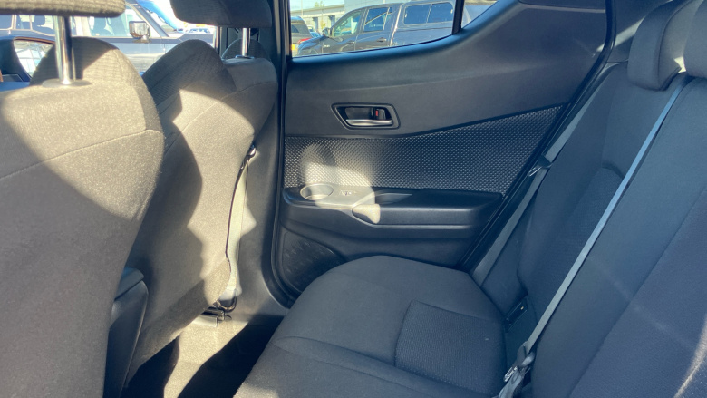 Toyota C-HR 1.8 Hybrid Design 5dr CVT Hybrid Hatchback